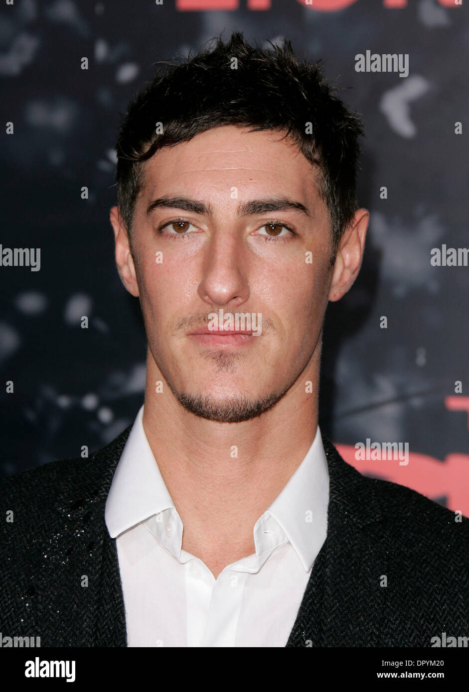17 décembre 2008 - Hollywood, Californie, USA - l'Acteur Eric Balfour arrivant dans 'l'esprit' Los Angeles Premiere tenue au Théâtre Chinois de Mann. (Crédit Image : © Lisa O'Connor/ZUMA Press) Banque D'Images