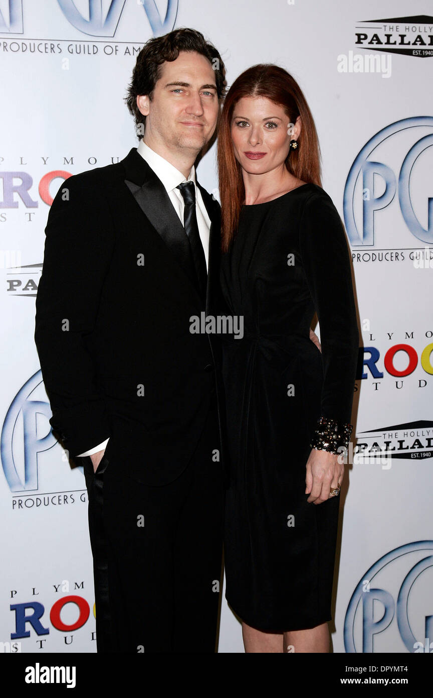 Jan 24, 2009 - Hollywood, Californie, USA - Actrice Debra Messing & Mari DANIEL ZELMAN arrivant à la 20e édition du Gala des Prix de la Guilde des producteurs au Hollywood Palladium. (Crédit Image : © Lisa O'Connor/ZUMA Press) Banque D'Images