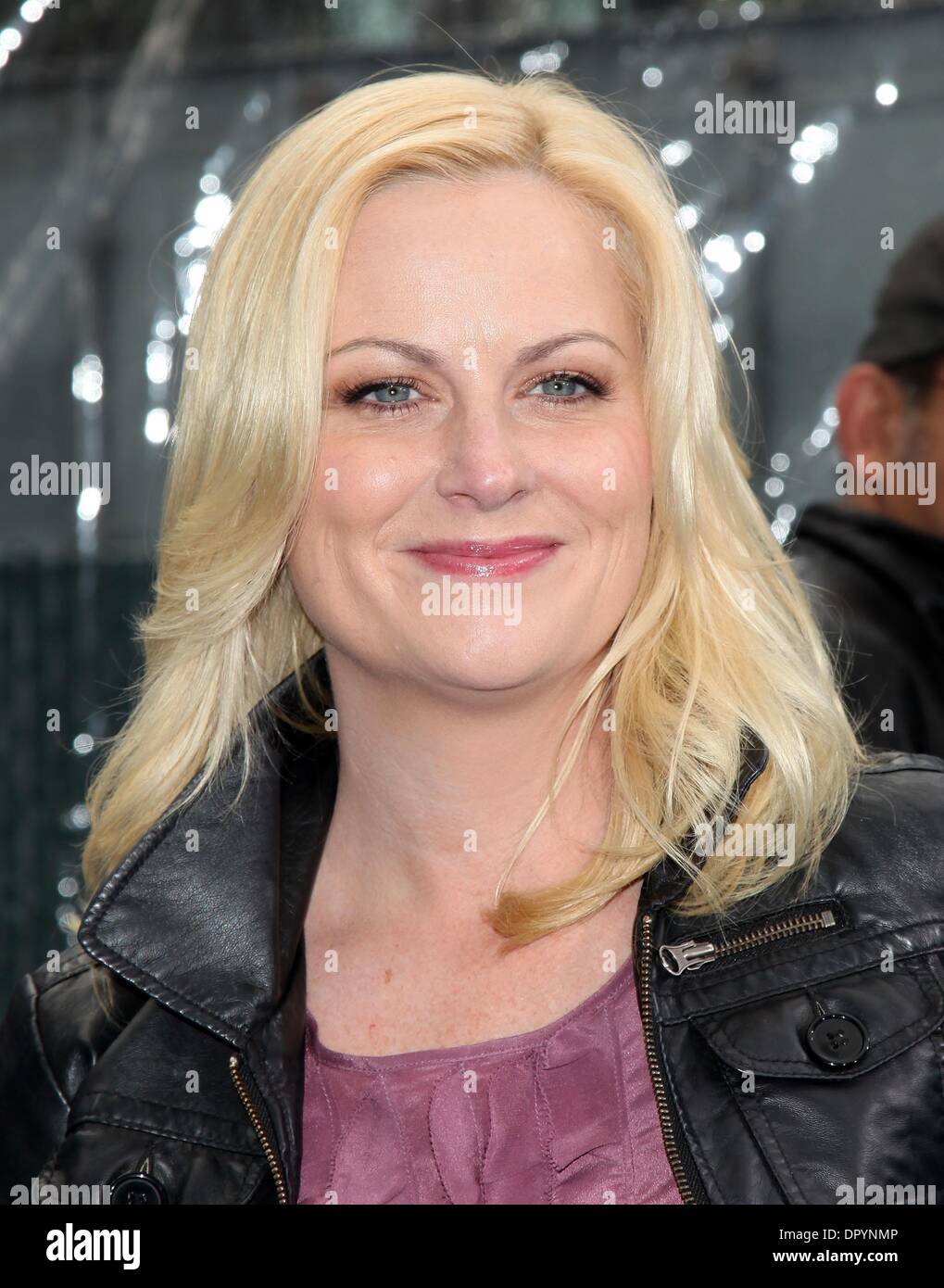 Mar 22, 2009 - Universal City, California, USA - Actrice Amy Poehler arrivant à la 'Monsters vs Aliens' Los Angeles Premiere tenue à l'Amphithéâtre Gibson. (Crédit Image : © Lisa O'Connor/ZUMA Press) Banque D'Images