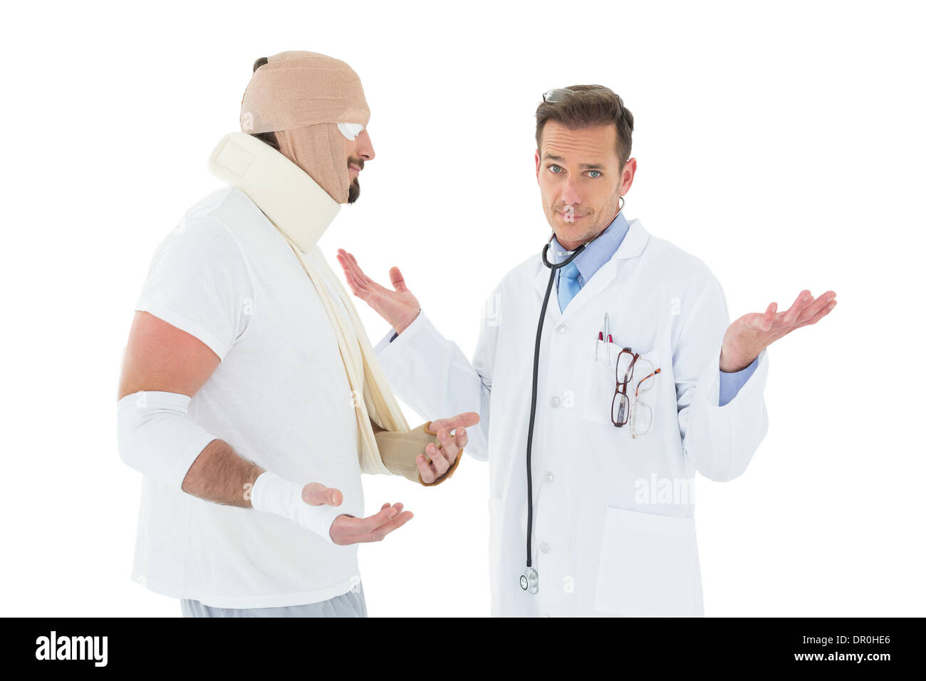 Portrait d'un médecin avec patient lié à bandage Banque D'Images