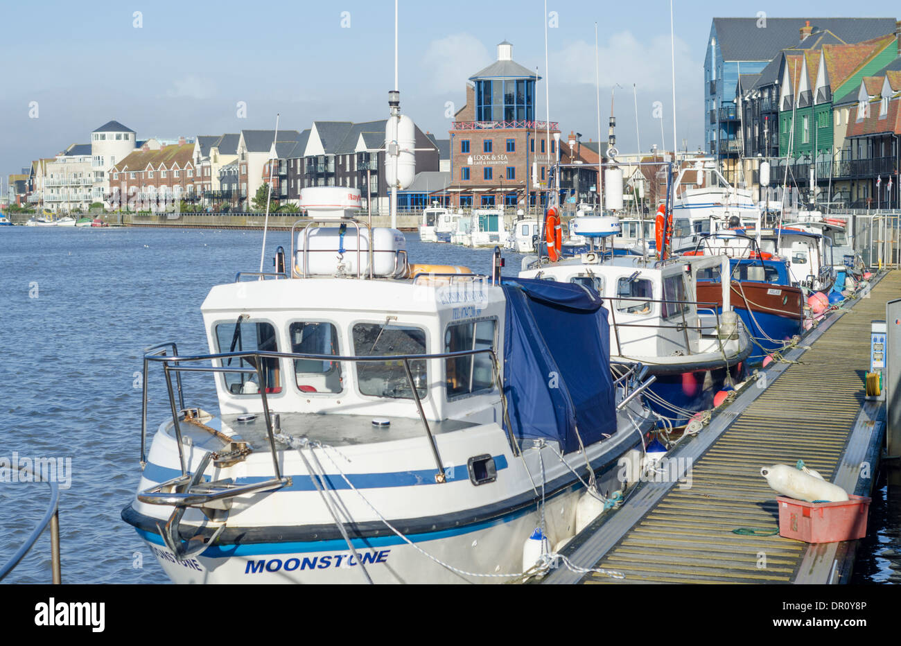 Bateaux amarrés sur le fleuve Arun à Littlehampton, West Sussex, Angleterre, Royaume-Uni. Banque D'Images