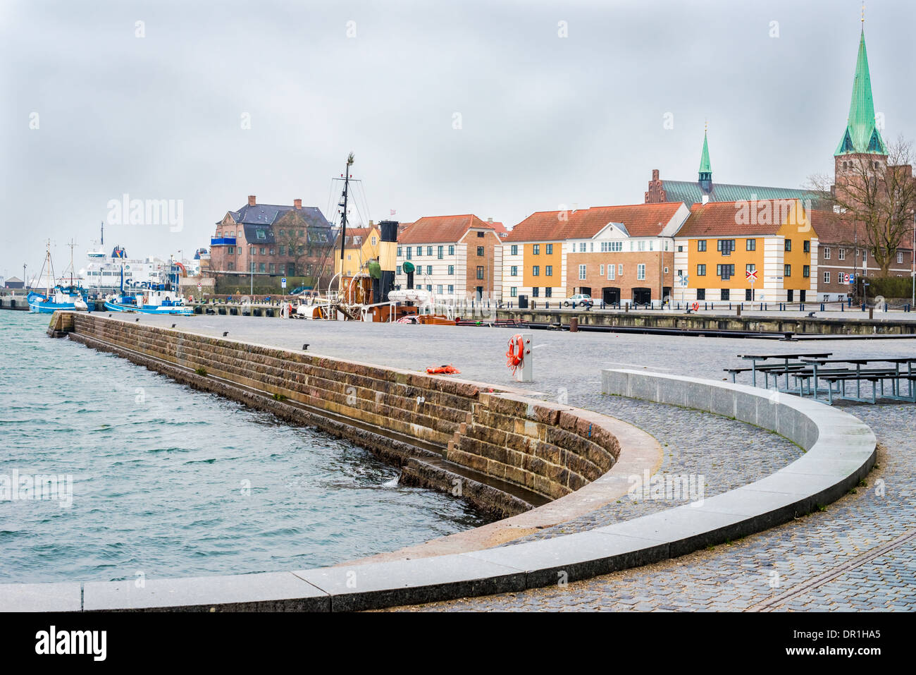 Copenhague - 31 décembre 2013 Helsingor Harbour en mauvais temps, l'hiver au Danemark le 31 décembre 2013 à Copenhague. Banque D'Images