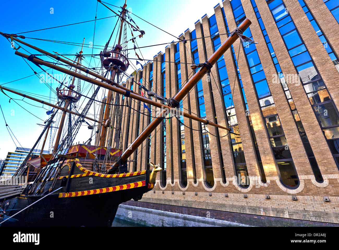 Le Golden Hind ou Hinde était un galion anglais surtout connu pour sa tour du monde entre 1577 et 1580 Banque D'Images