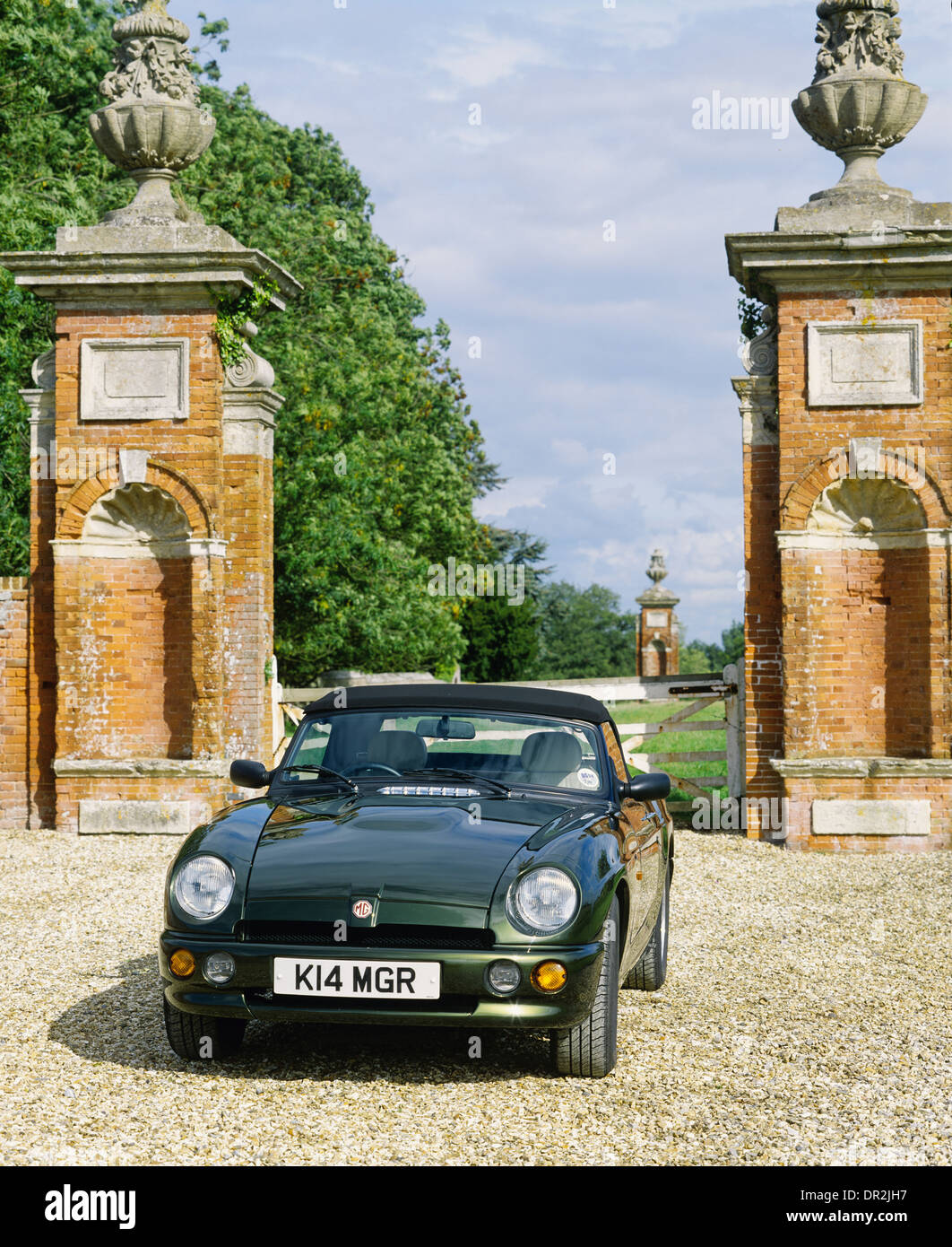 MG RV8 3,9 litre voiture de sport britannique - 1993 - Cabriolet Convertible Banque D'Images