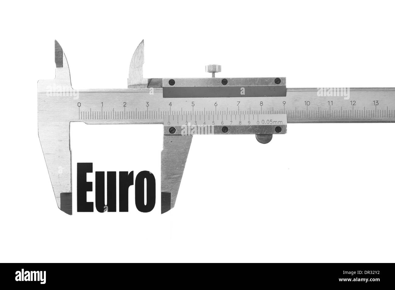 Photo d'un pied à coulisse, mesurer le mot "euro". Banque D'Images