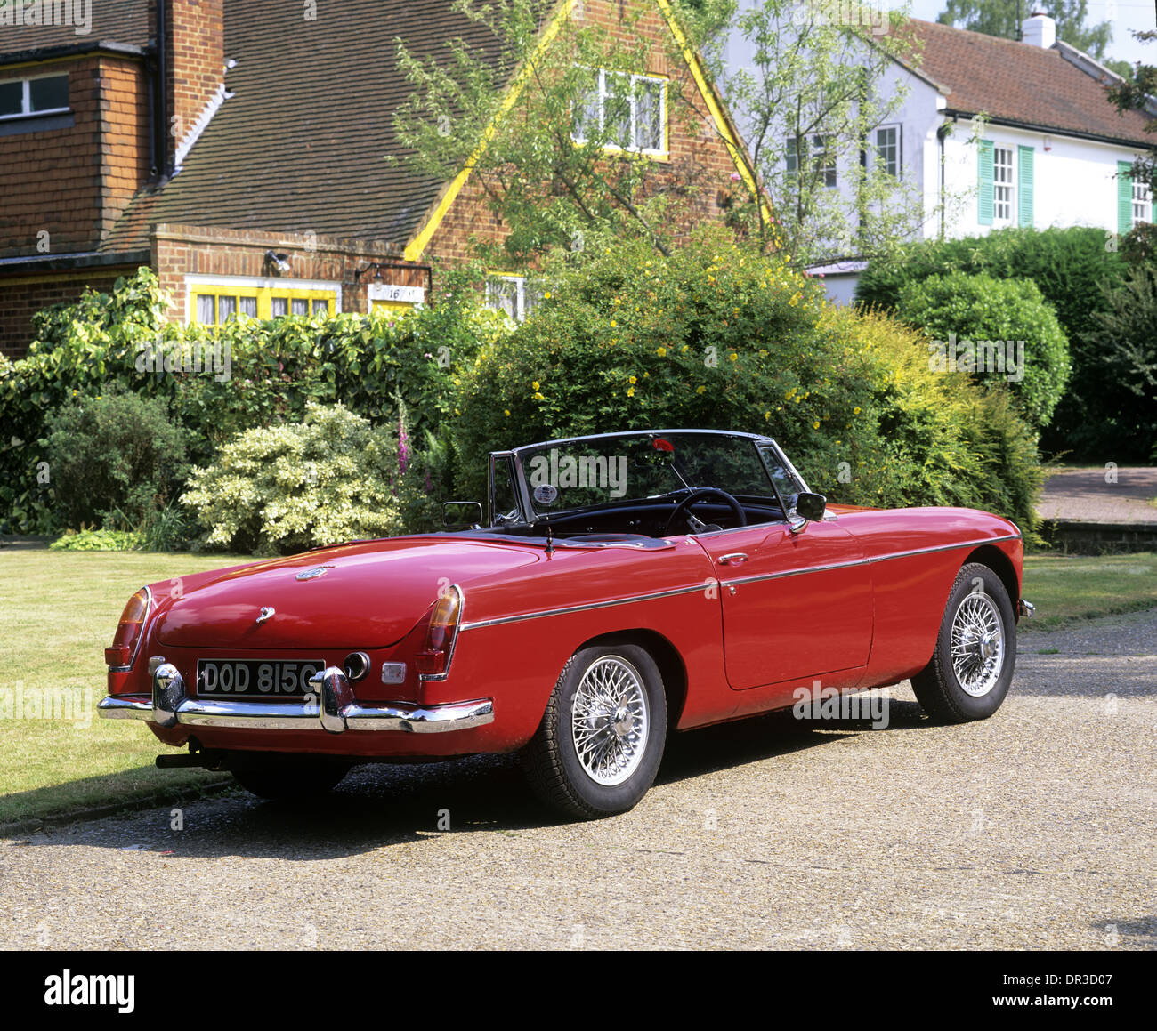 MG MGB roadster 1965 - sports classic convertible voiture cabriolet à toit ouvert Banque D'Images