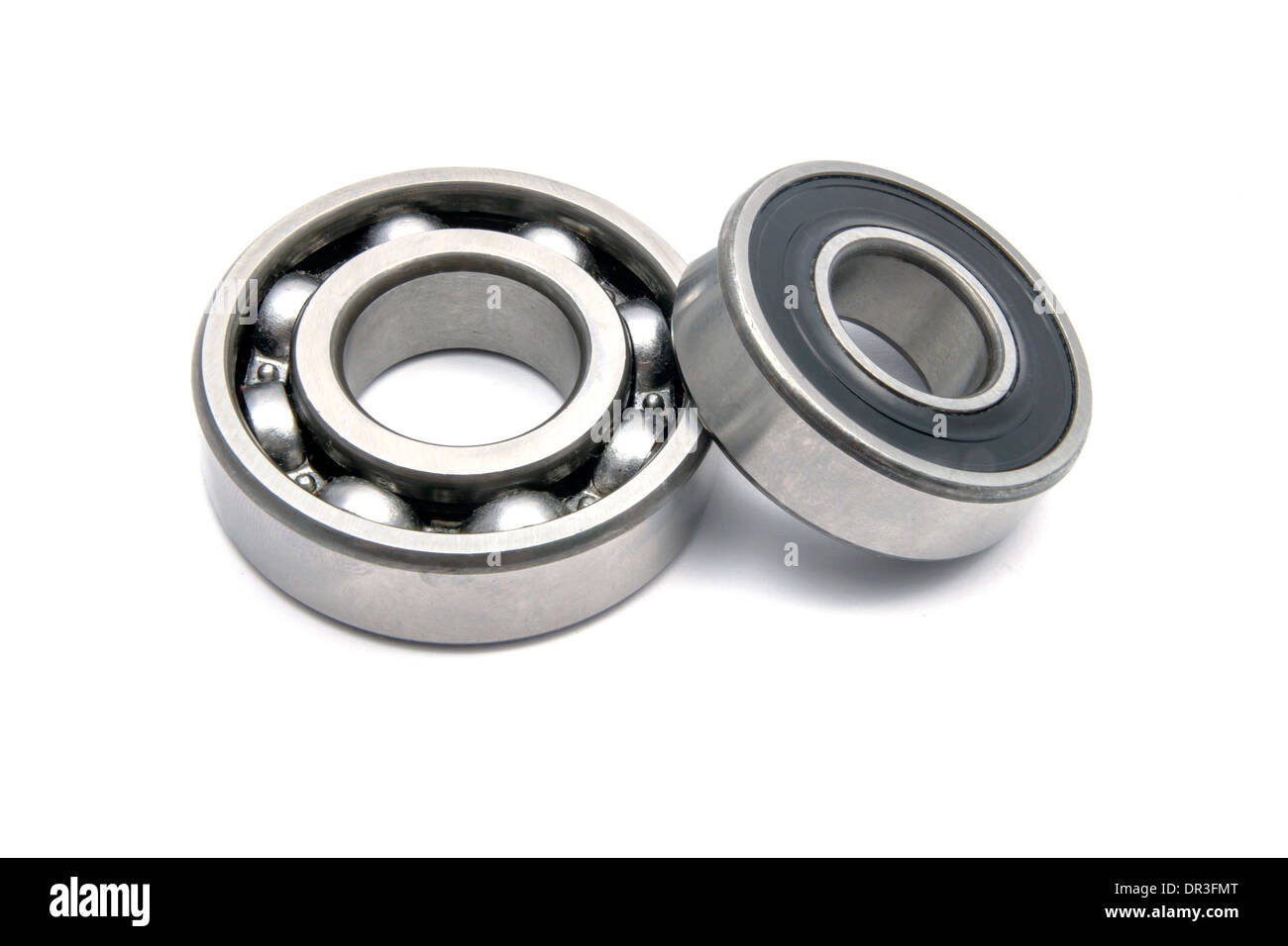 Roulement à billes isolé sur fond blanc Banque D'Images