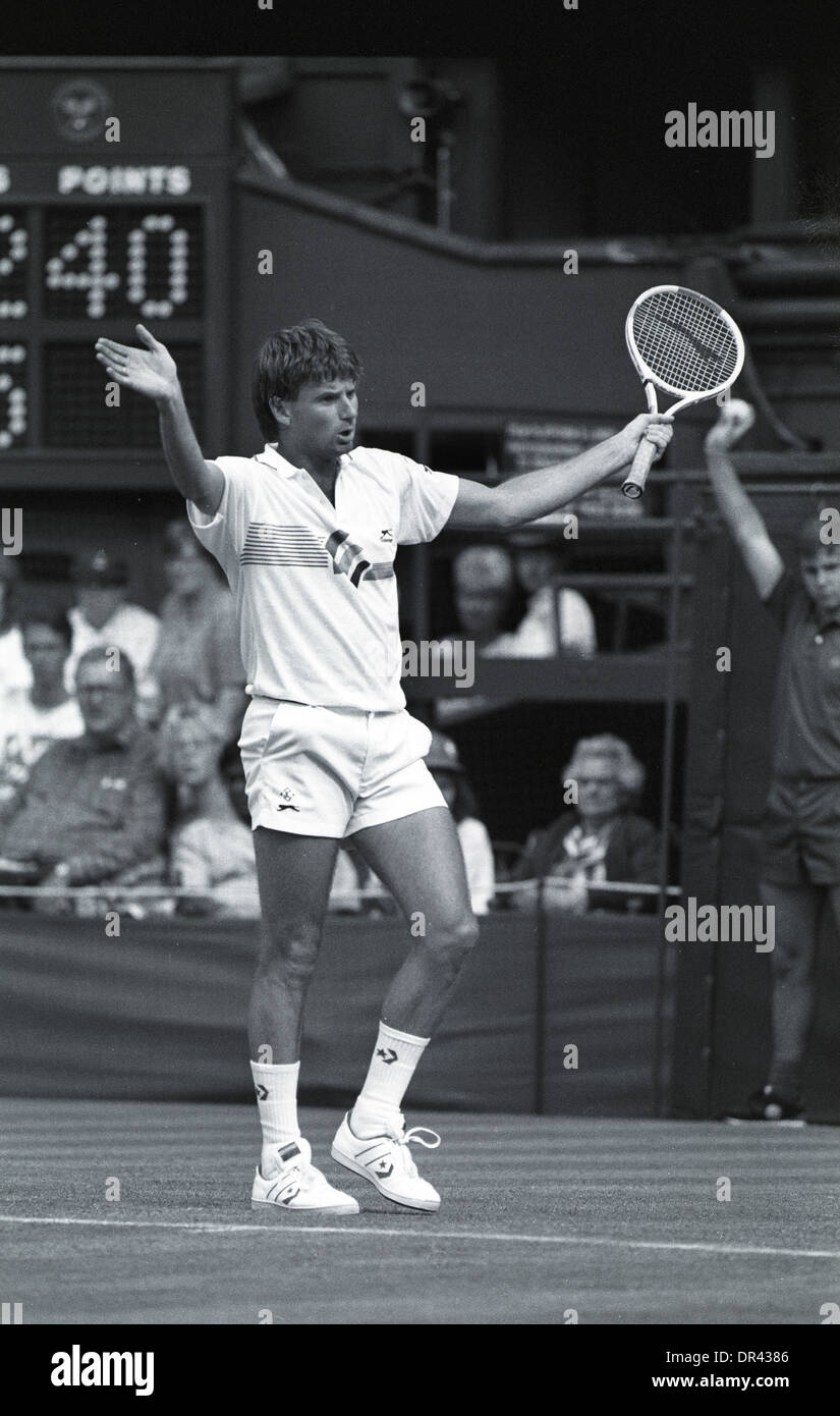 Jimmy Connors au tournoi de tennis de Wimbledon 1987 Banque D'Images