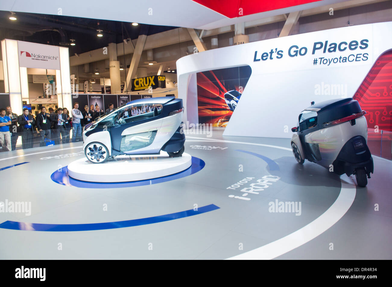 Le Toyota i-ROAD sur le stand Toyota au CES à Las Vegas Banque D'Images