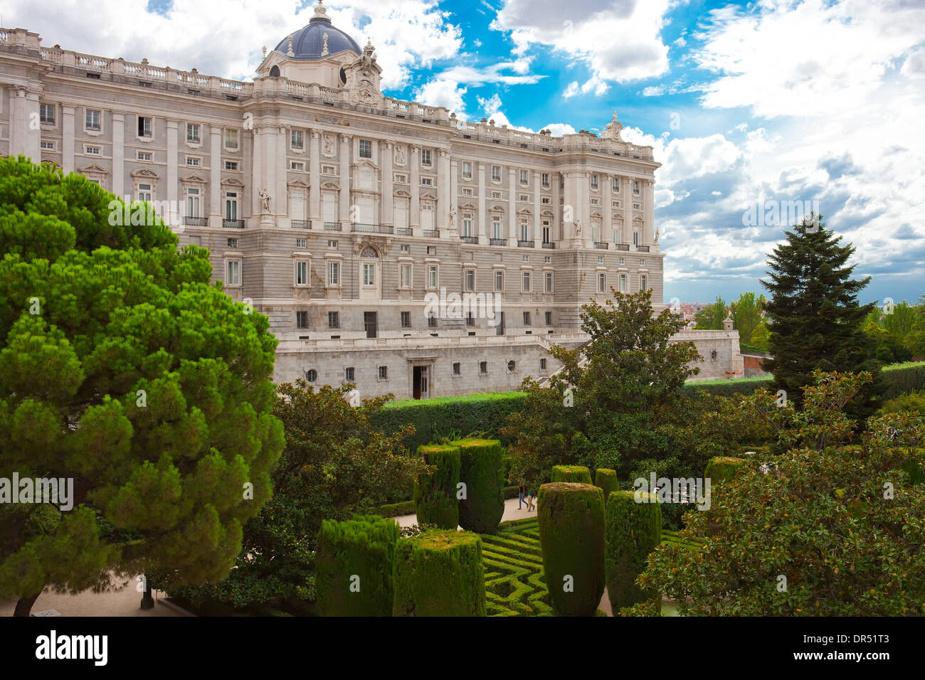 Palais royal de madrid Banque de photographies et d’images à haute ...