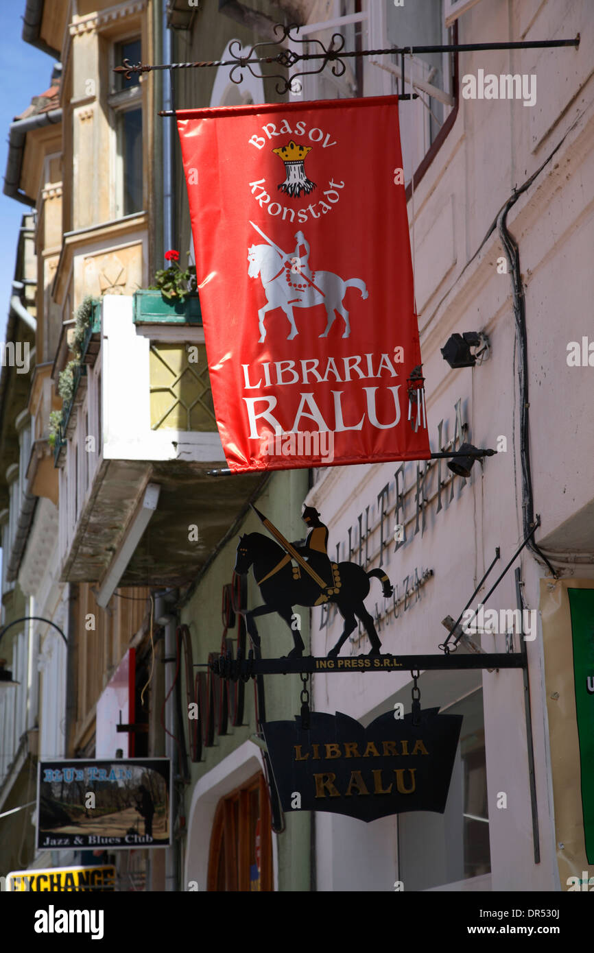 Bibliothèque de Brasov (Kronstadt), Transylvanie, Roumanie, Europe Banque D'Images