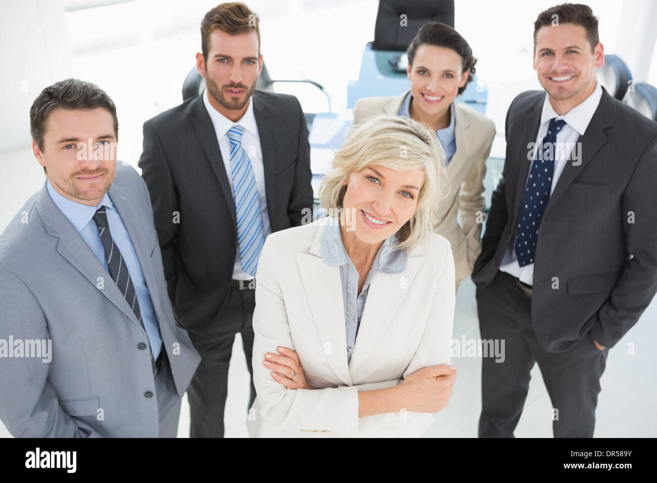 Confident business team in office Banque D'Images