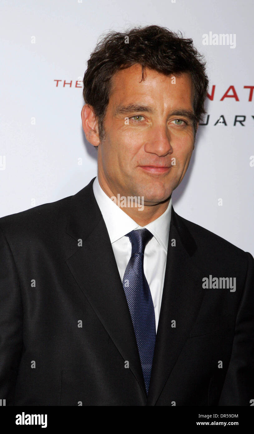 CLIVE OWEN .PREMIÈRE MONDIALE ''INTERNATIONAL''..AMC LINCOLN SQUARE, NEW YORK CITY 02-09-2009.PHOTO PAR TERRY GATANIS-GLOBE PHOTOS, INC..K61029TGA.(Image Crédit : © Terry/Gatanis ZUMAPRESS.com)/Photos Globe Banque D'Images