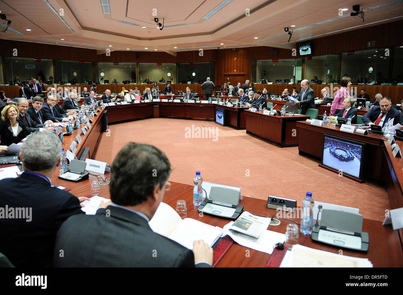 Vue générale sur le Conseil de l'Union Européenne, Ministres des Finances (ECOFIN) à Bruxelles, Belgique le 2009-05-05 Â© par Wiktor Dabkowski ....POLOGNE (Image Crédit : © Wiktor Dabkowski/ZUMA Press) Banque D'Images