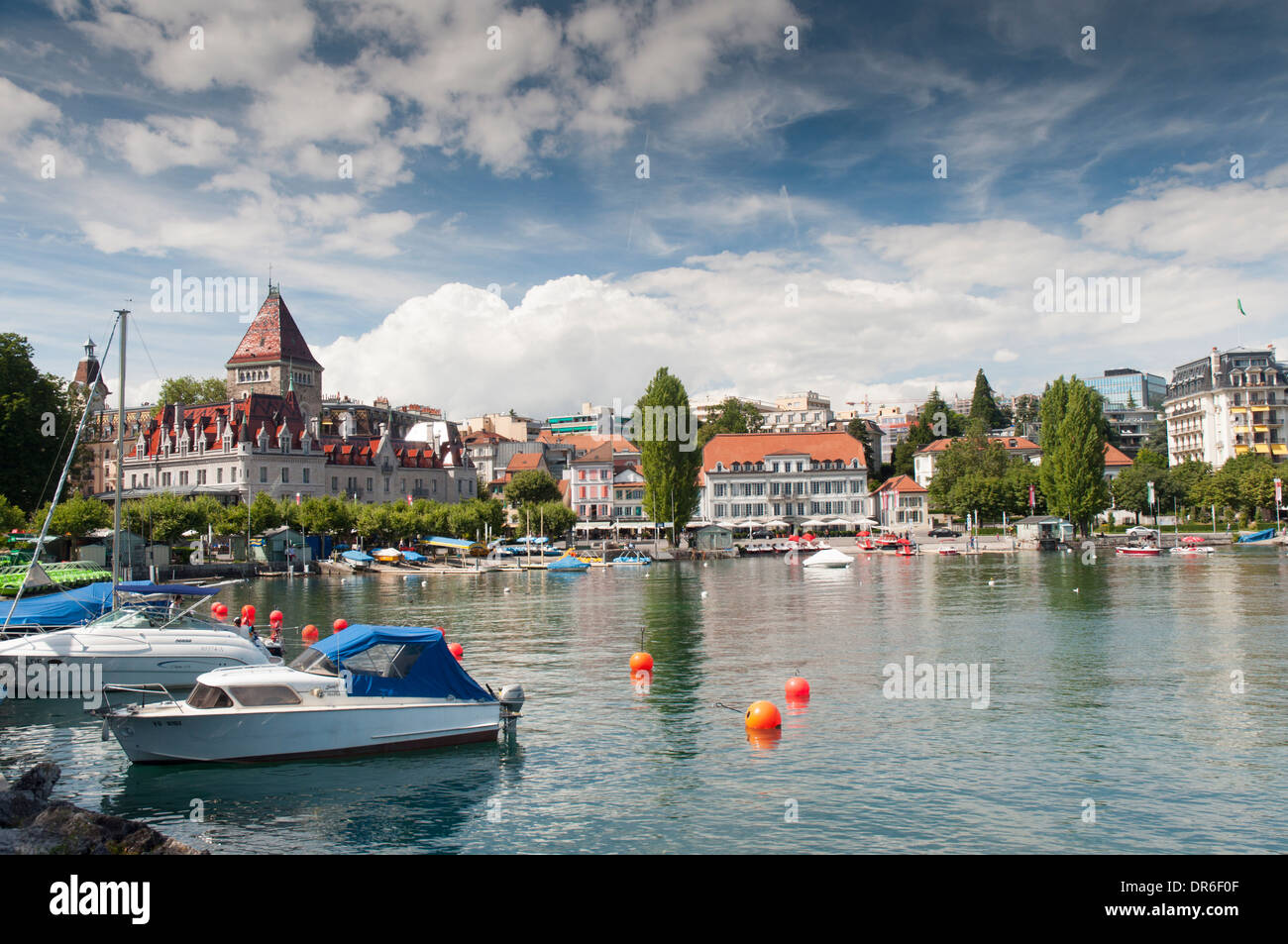 Vue de Lausanne du lac de Genève, Suisse Banque D'Images