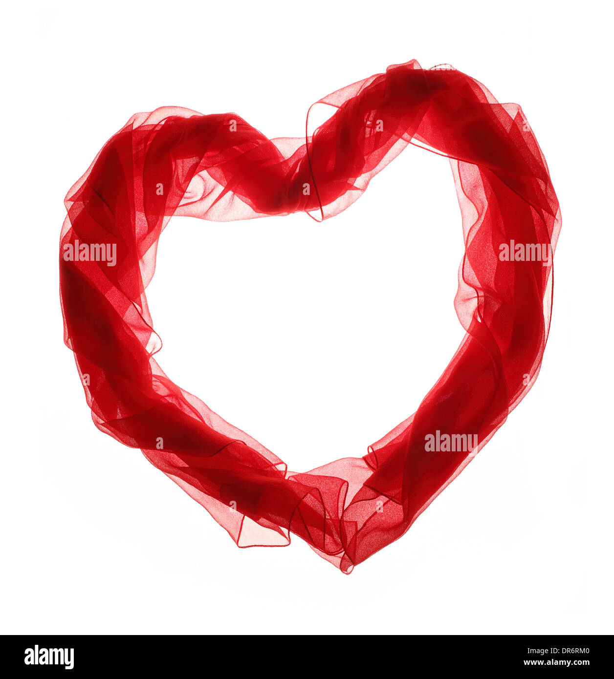 Valentine.coeur de mousseline de rouge sur fond blanc Banque D'Images