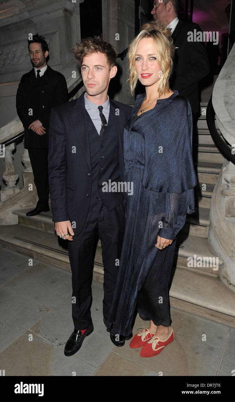 Luke Treadaway et Ruta Gedmintas Fashion Collection de vêtements d'Esquire a tenu à l'hôtel Corinthia - à l'extérieur de Londres, Angleterre - 15.06.12 Banque D'Images