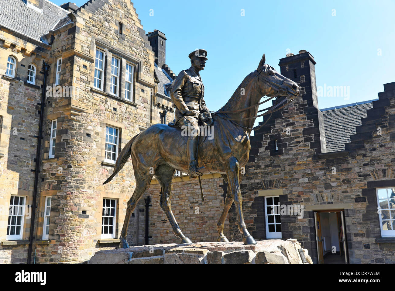 Statue équestre de Earl Haig, maréchal britannique, 1861-1928, le château d'Édimbourg, Edinburgh, Ecosse, Royaume-Uni Banque D'Images