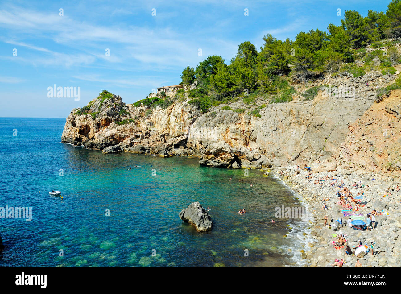 Cala Deia Pebble Beach, près de Deia, Sierra de Tramuntana, à Majorque, Îles Baléares, Méditerranée, Espagne Banque D'Images