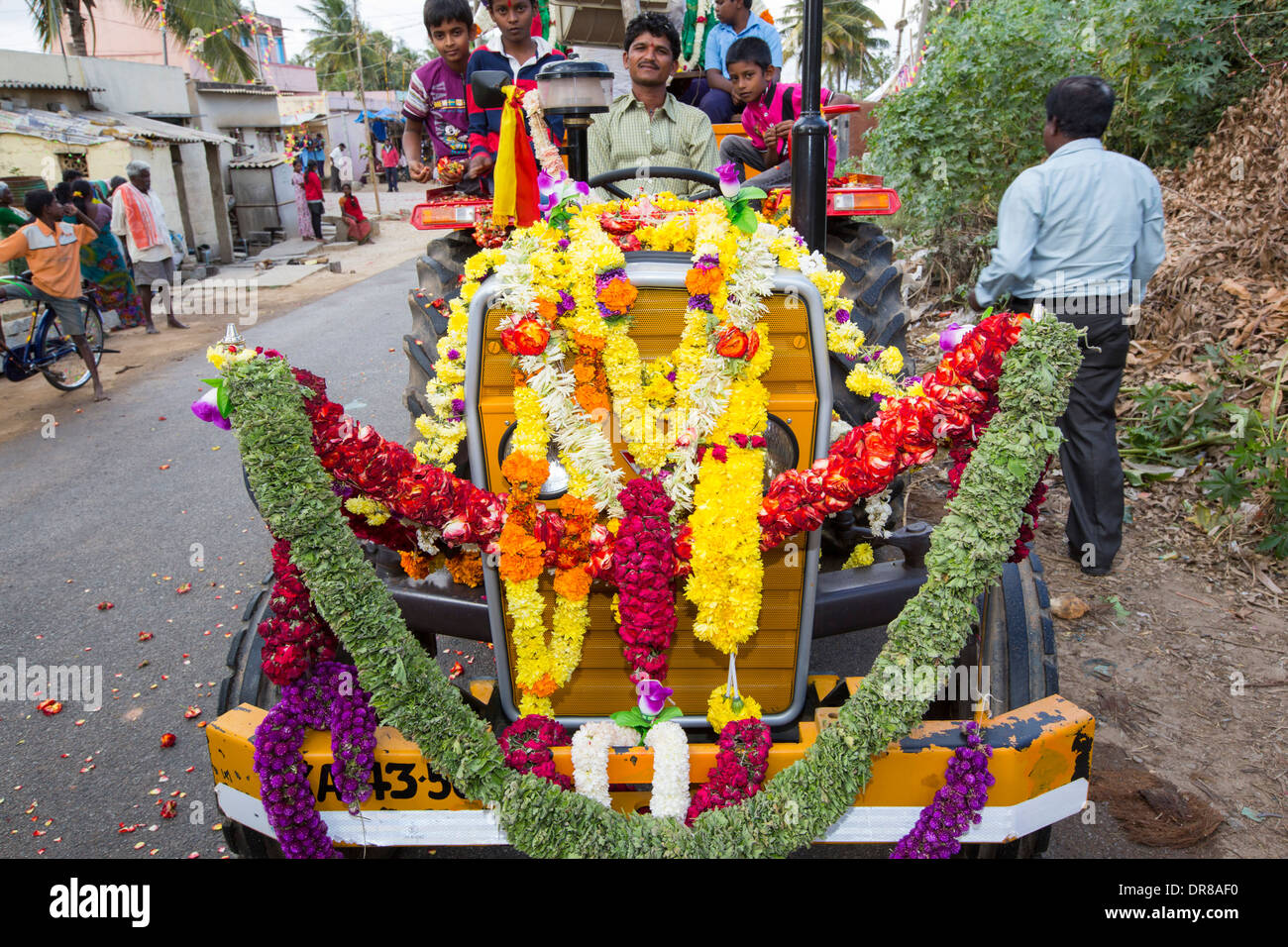 Une fête du village hindou traditionnel près de Bangalore, Karnataka, Inde. Banque D'Images