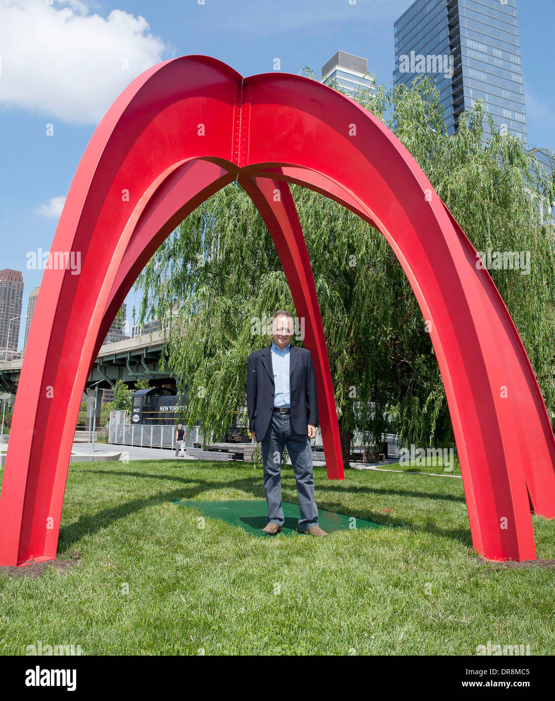 Sculptures monumentales sur la photo : Roberto Franzone du vénérable New York Art Students League est l'installation de huit sculptures monumentales dans le parc Riverside en ce mois de juin, avec l'aide de la NYC Department of Parks and Recreation. Monument à modèle (M2M), comme le programme est appelé, concerne sept élèves travaillant sous la ligue maître sculpteur Greg Wyatt dans un 9-programme d'un mois. L Banque D'Images