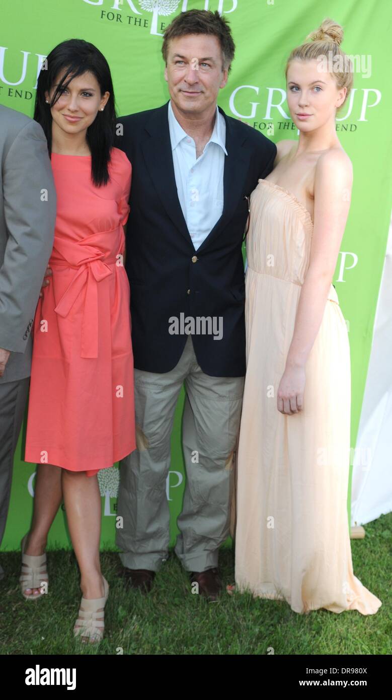 Hilaria Thomas, Alec Baldwin, l'Irlande Baldwin est de profiter du 40e anniversaire de la vente aux enchères et de Sagaponack, New York - 23.06.12 comprend : Hilaria Thomas, Alec Baldwin, l'Irlande Baldwin Où : New York City, United States Quand : 23 Juin 2012 Banque D'Images