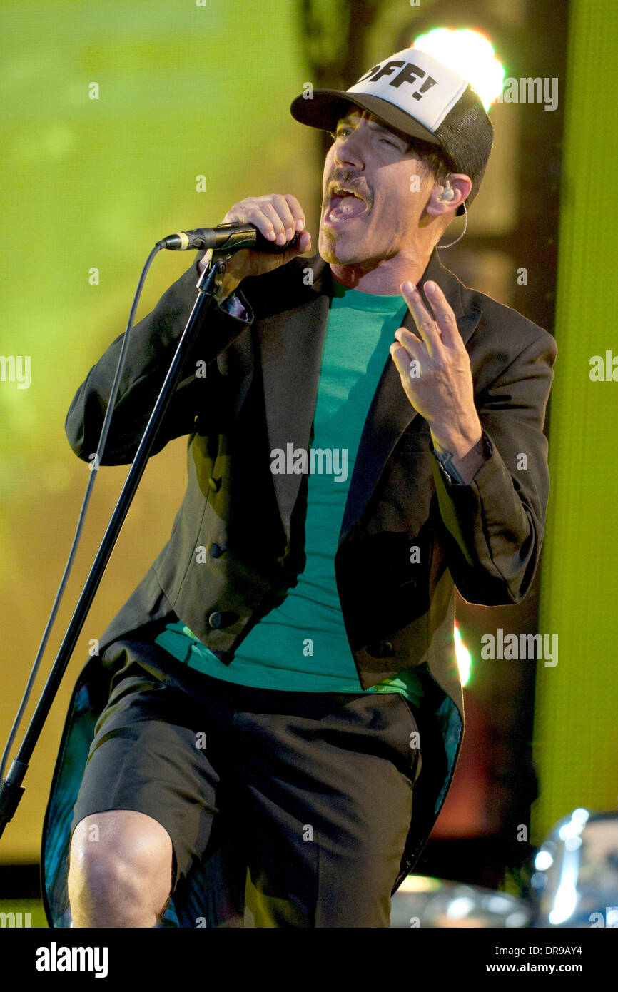 Anthony Kiedis des Red Hot Chili Peppers en live à Knebworth Knebworth, Hertfordshire - 23.06.12 Banque D'Images