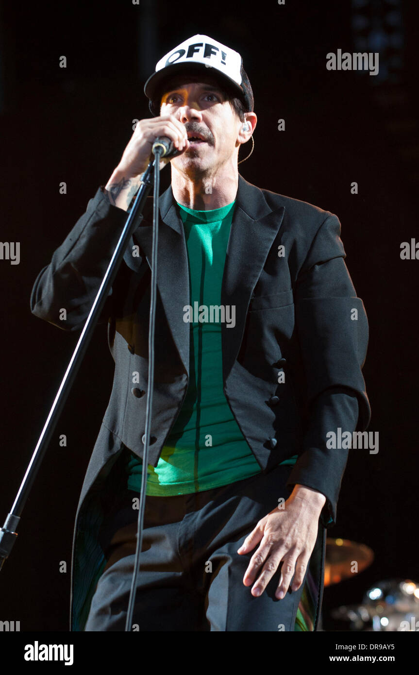Anthony Kiedis des Red Hot Chili Peppers en live à Knebworth Knebworth, Hertfordshire - 23.06.12 Banque D'Images