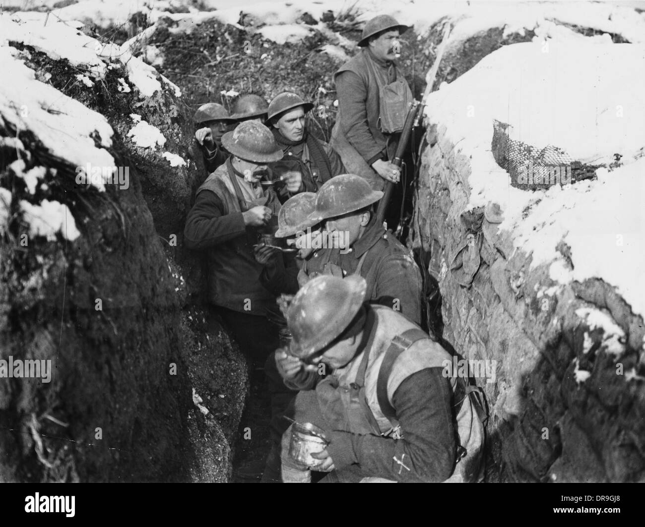 Grande guerre vie dans les tranchees Banque de photographies et d’images à haute résolution Alamy