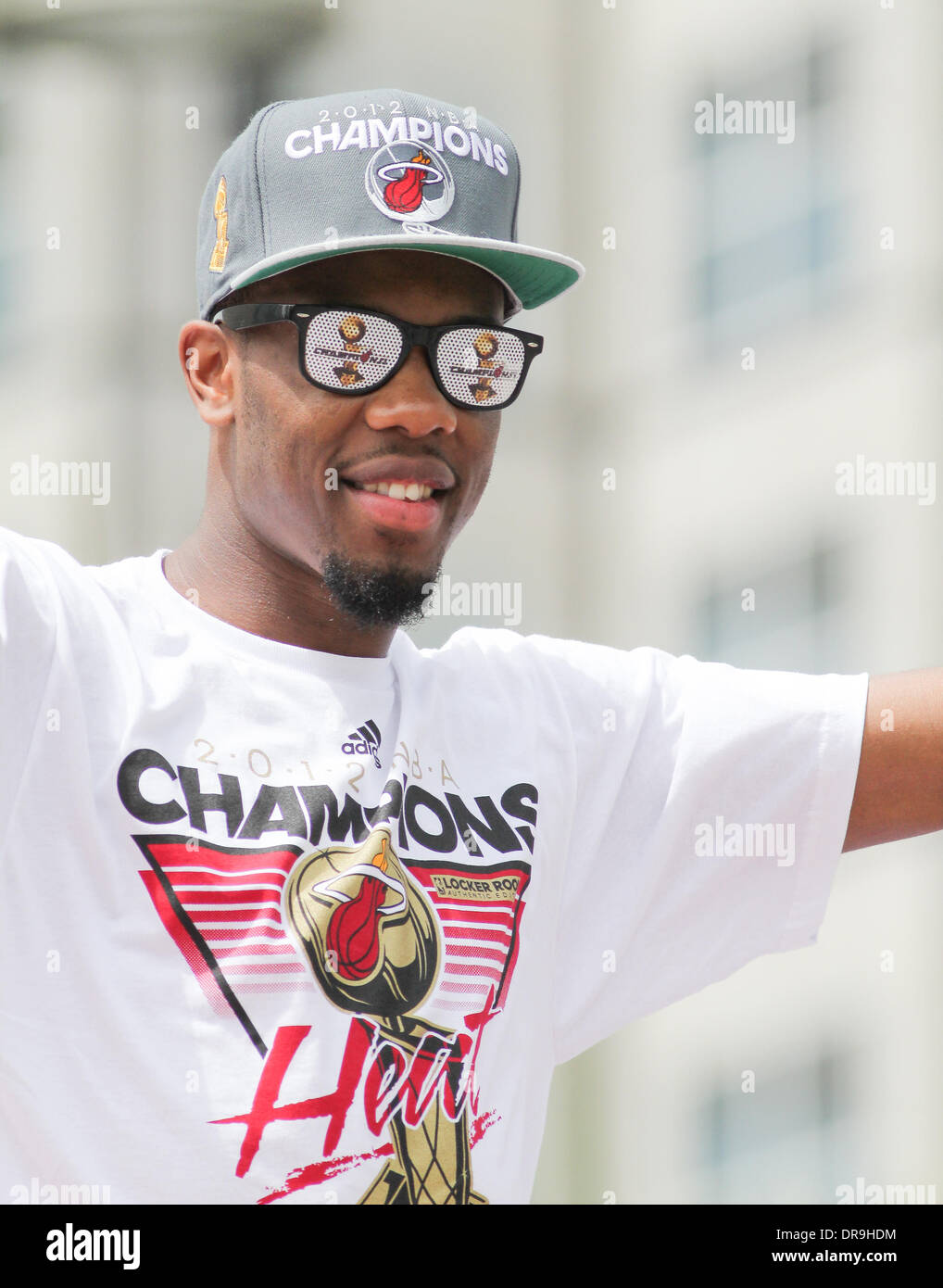 Norris Cole lors d'une victoire Miami Heat parade dans les rues de Miami, Floride, USA le 25 juin 2012. La chaleur a battu le Oklahoma Thunder pour gagner le titre NBA. Miami, Floride - 25.06.12 Banque D'Images