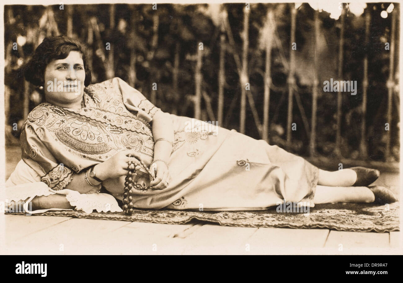 Femme turque inclinables Banque D'Images