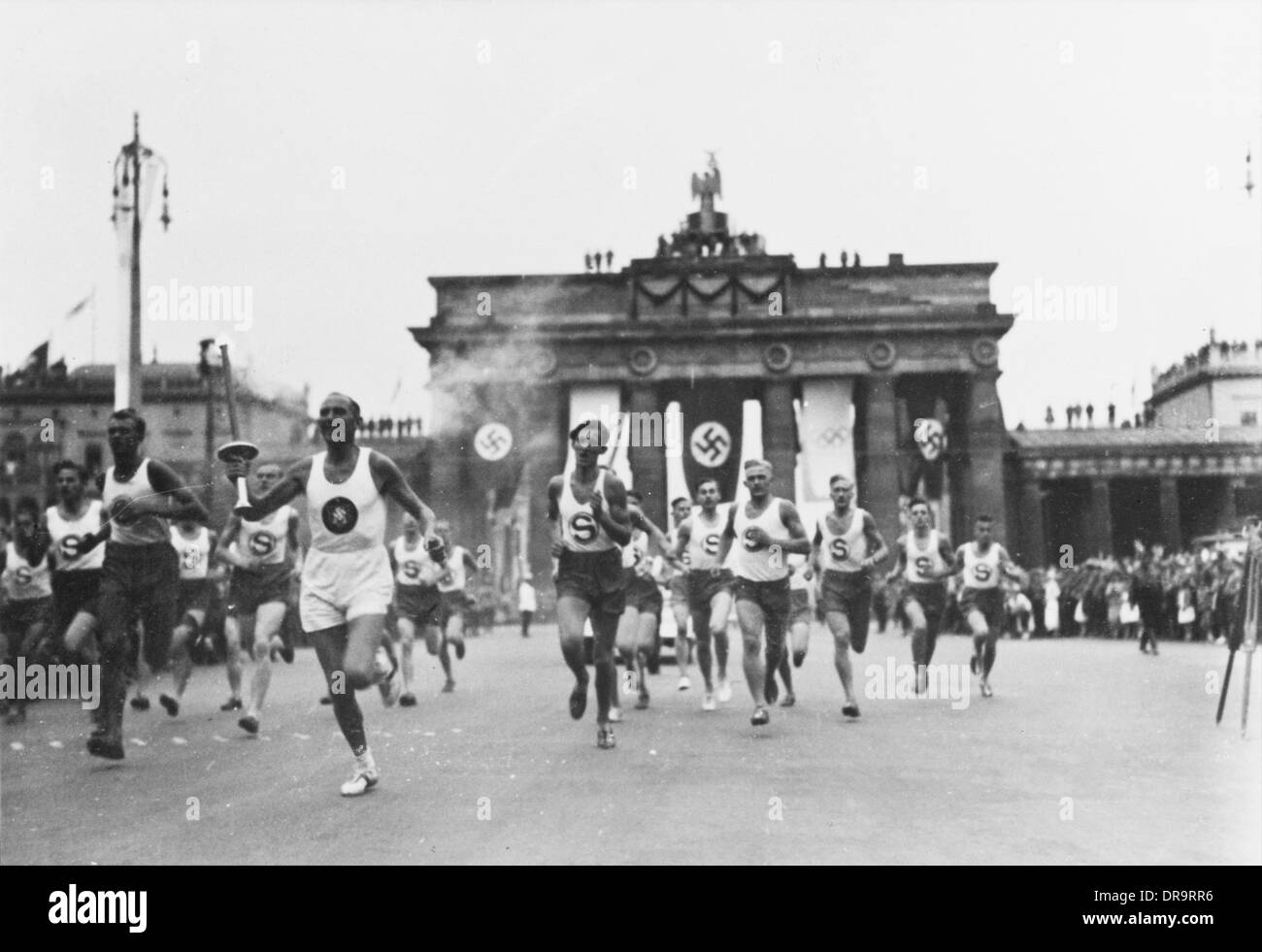 1936-jeux-olympiques-berlin-allemagne-banque-de-photographies-et-d