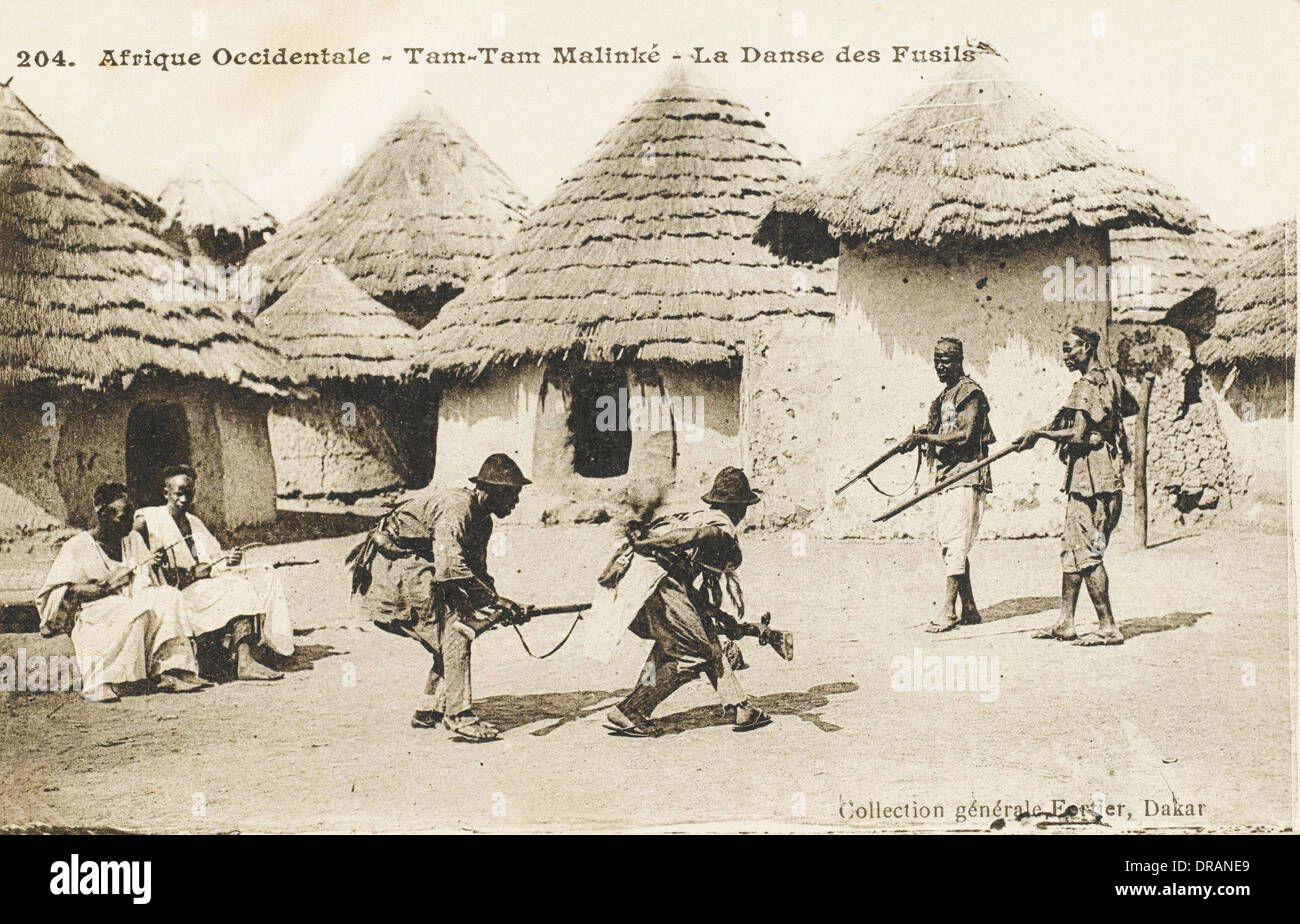 Sénégal - Afrique de l'Ouest - Tam Tam malinké - danseurs Banque D'Images