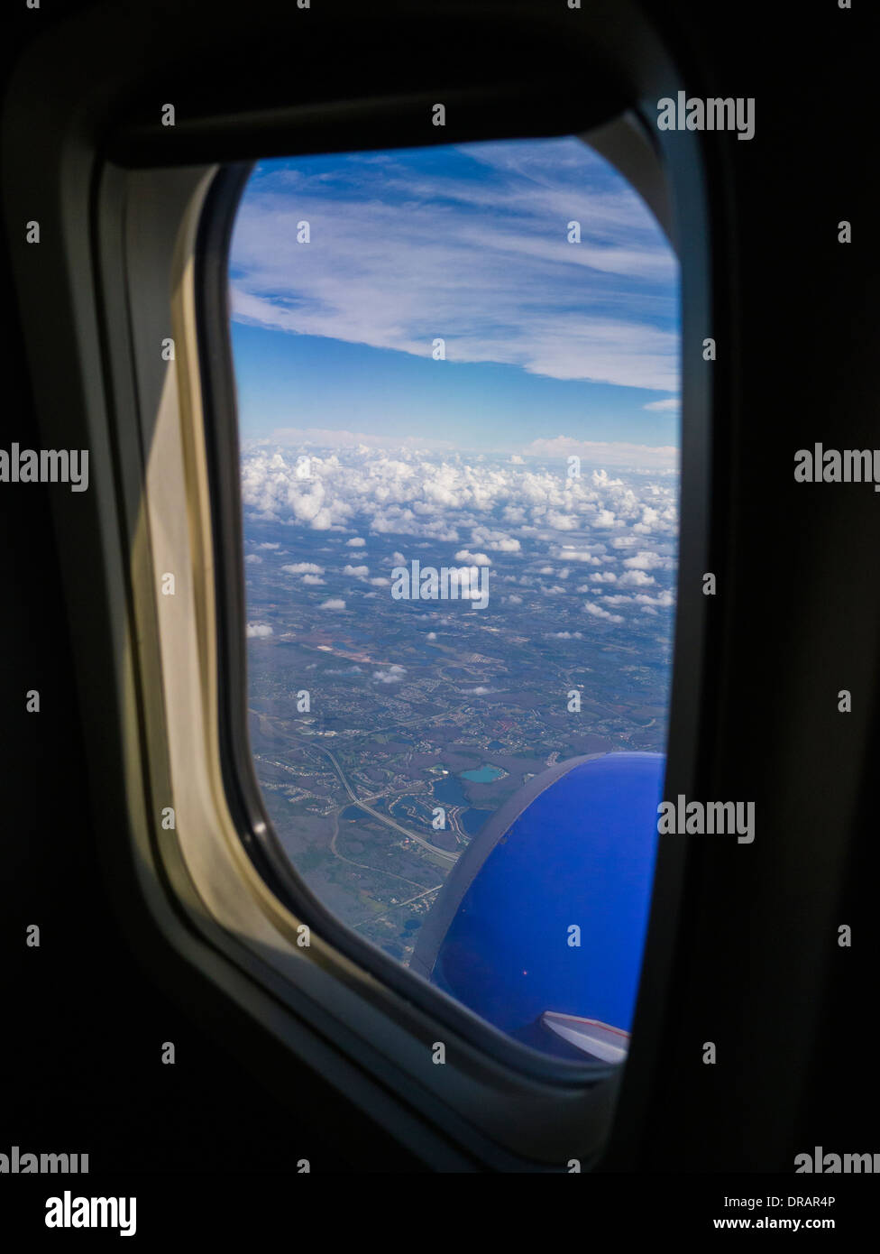 Fenêtre Vue d'avion de transport commercial de passagers Banque D'Images