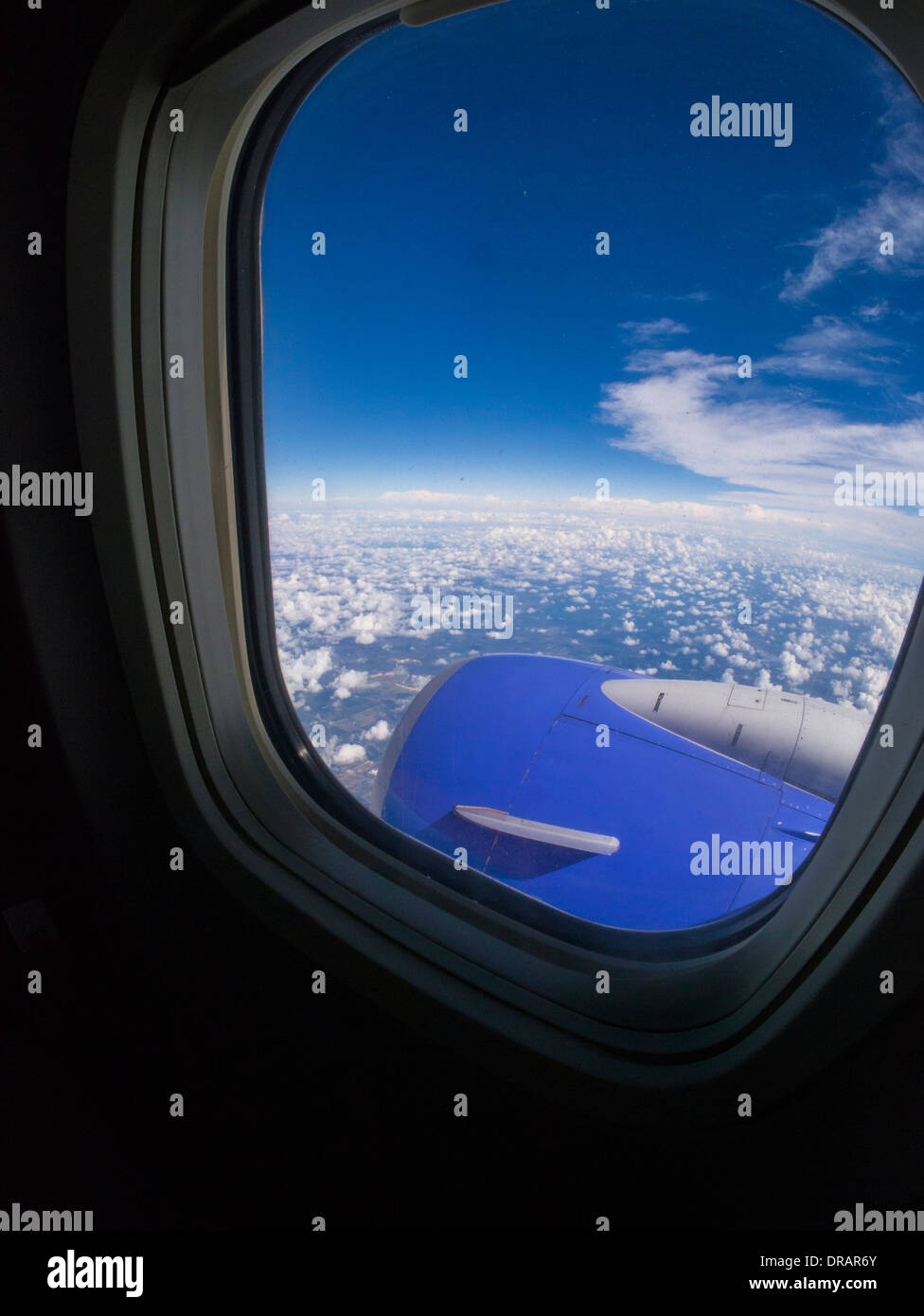 Fenêtre Vue d'avion de transport commercial de passagers Banque D'Images