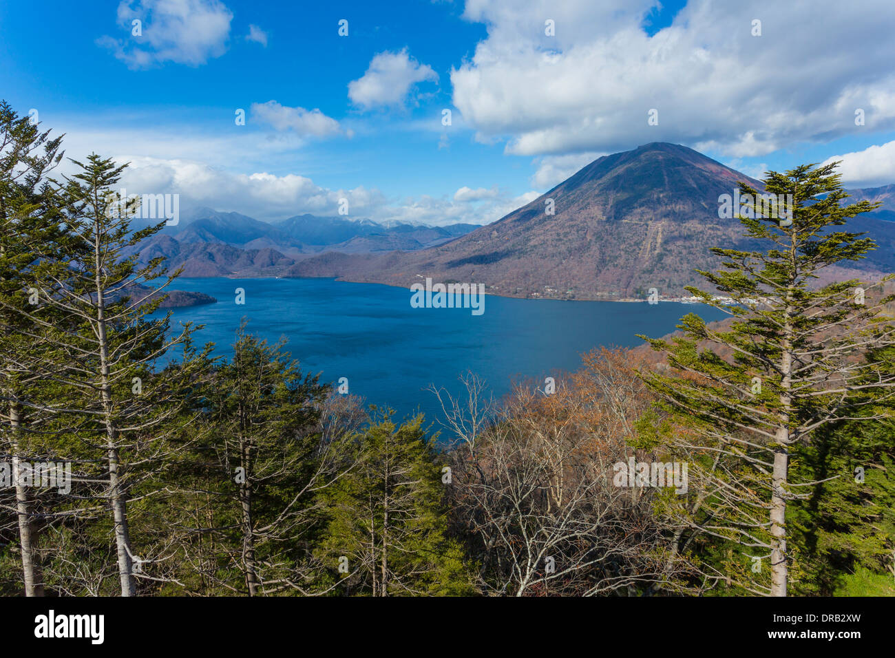 Le lac Chuzenji à Nikko, Japon Banque D'Images