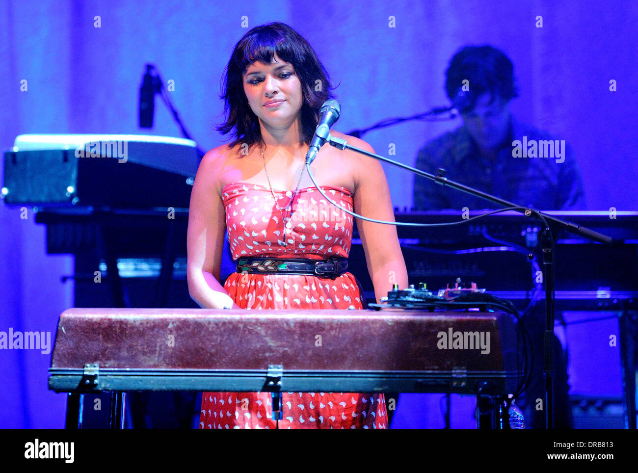 Norah Jones effectue Live at Massey Hall à l'appui de son cinquième album studio 'Little Broken Hearts' Toronto, Canada - 06.07.12 Banque D'Images