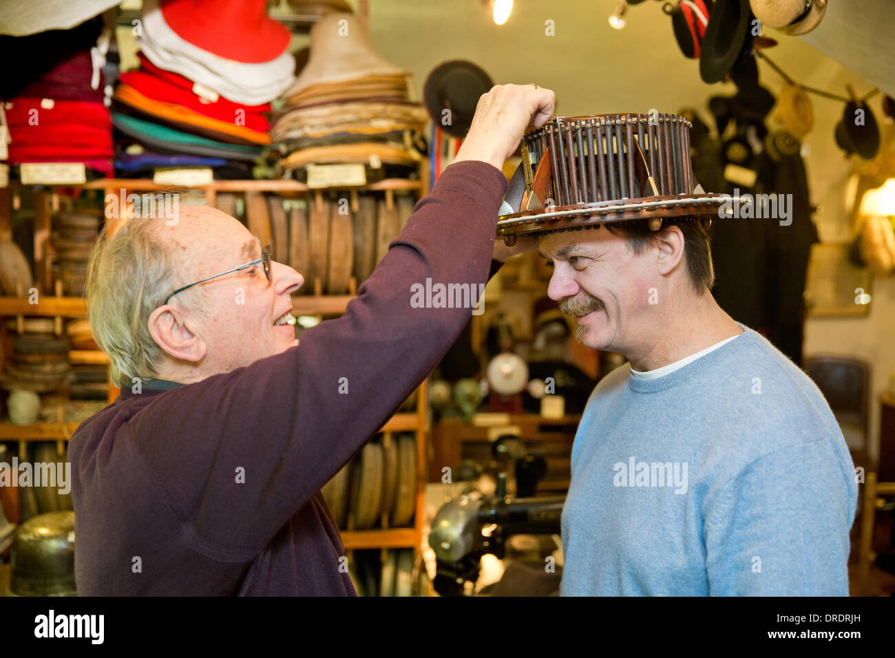 Conformateur Banque de photographies et d'images à haute résolution - Alamy