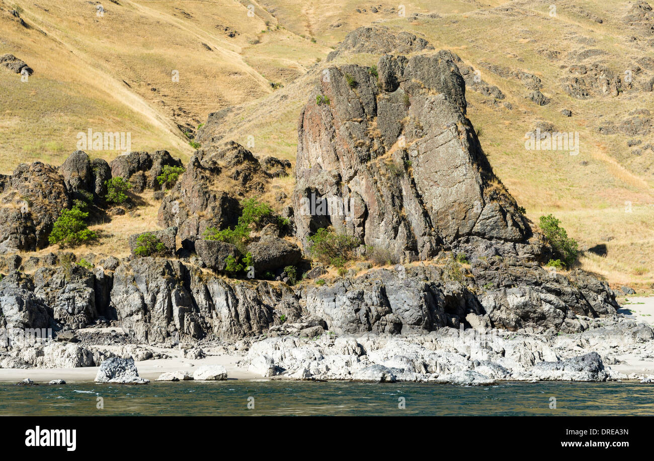 Décor dans le Hells Canyon, sur la rivière Snake, formant la frontière entre l'Idaho et l'Oregon, USA. Banque D'Images