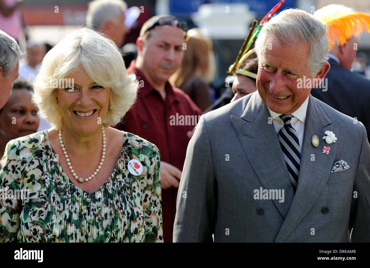 Camilla et charles smile Banque de photographies et d’images à haute