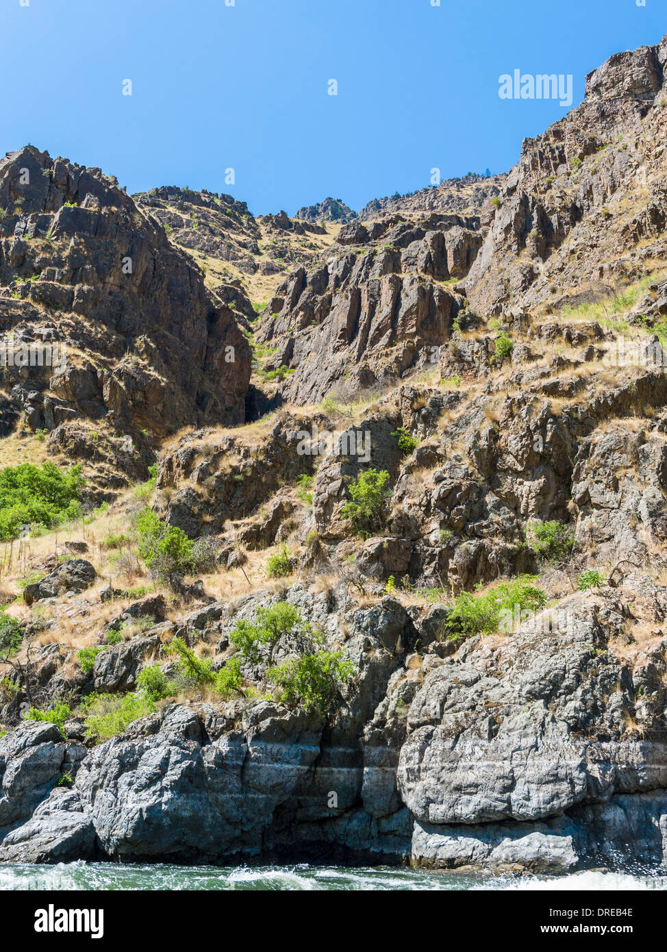 Décor dans le Hells Canyon, sur la rivière Snake, formant la frontière entre l'Idaho et l'Oregon, USA. Banque D'Images