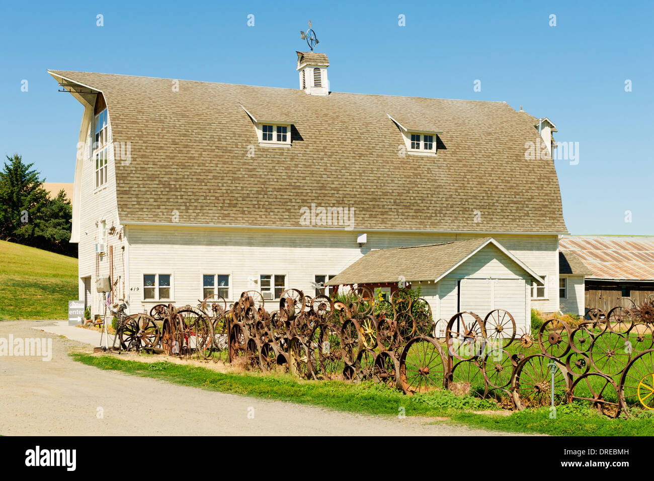 Le quartier historique de Dahmen Barn (1935), Uniontown, Washington, USA. Maintenant à la maison à 'Artisans à l' étable Dahmen studios et showplace. Banque D'Images