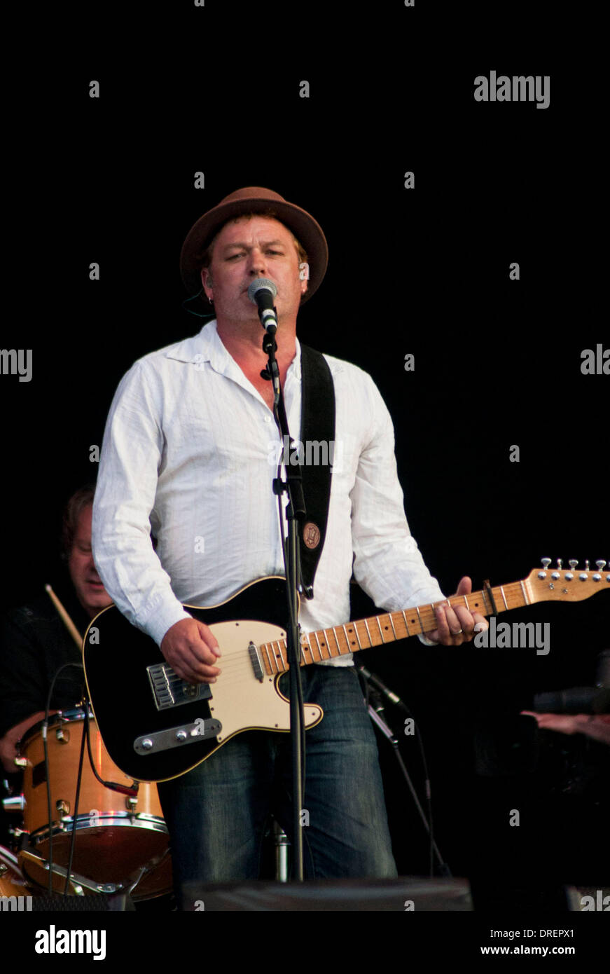 Mark Chadwick de les niveleurs BT London Live Performances Hyde Park - Londres, Angleterre - 01.08.12 Banque D'Images