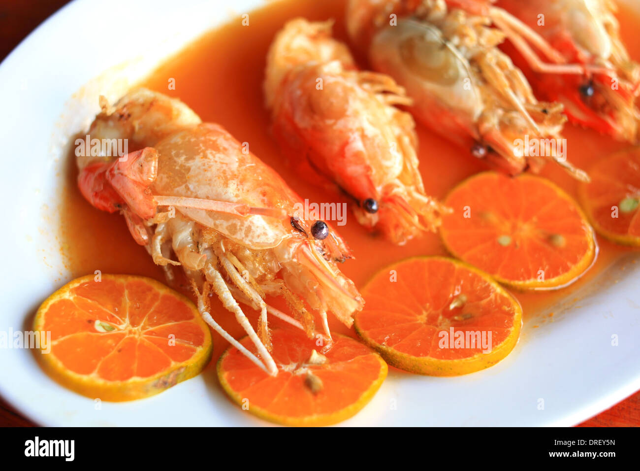 Crevettes en sauce tomate Banque D'Images