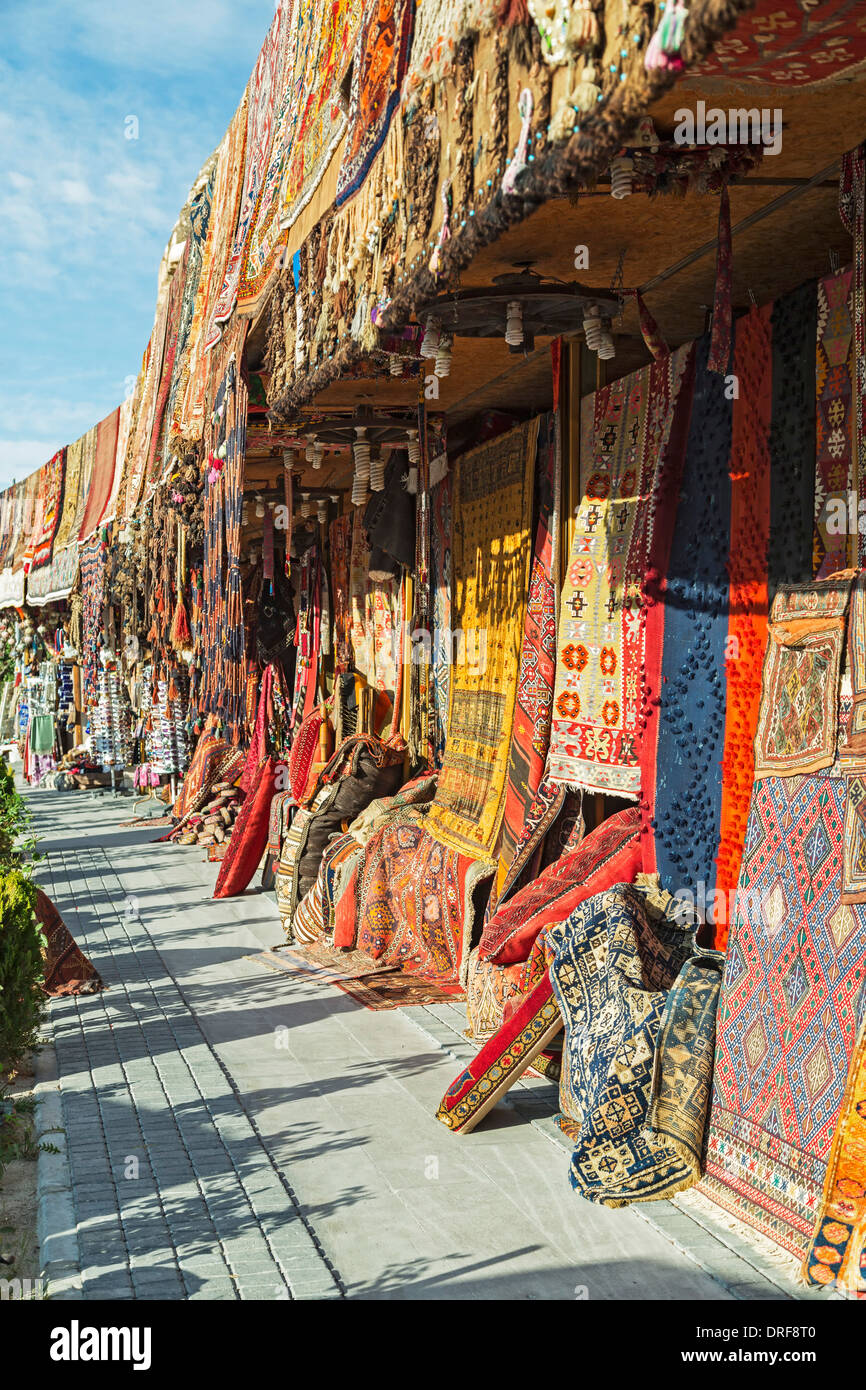 Magasins de tapis, Goreme, Cappadoce, Turquie Banque D'Images