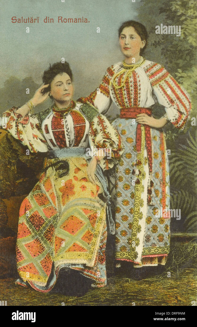 Les femmes roumaines - costume traditionnel Banque D'Images