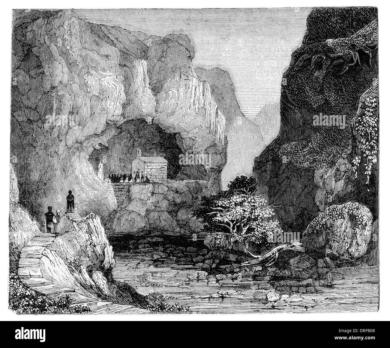Grotte naturelle, dédiée à Saint Paul, dans l'île de Malte vers 1854 Banque D'Images