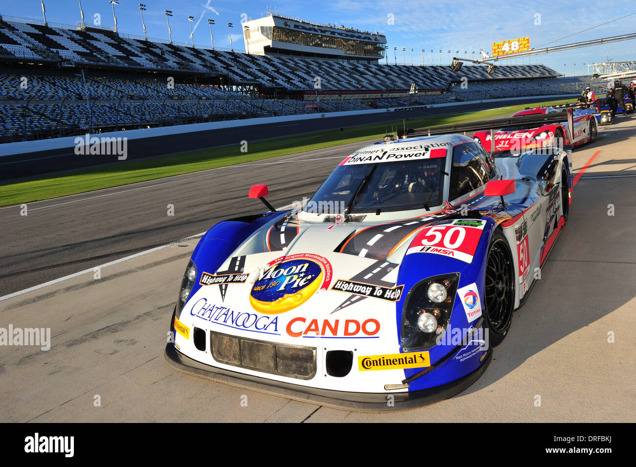 Daytona, USA. 23 Jan, 2014. Le Tudor United Formule 1 Championship Rolex 24 heures de Daytona pratique qui a été nouvellement formée par la fusion de la série Grand-Am et l'American Le Mans Series . # 50 L'AUTOROUTE POUR AIDER RILEY DP DINAN BRYON DEFOOR (USA) JIM PACE (USA) FRANK BECK (USA), DAVID HINTON (USA) : Action de Crédit Plus Sport/Alamy Live News Banque D'Images