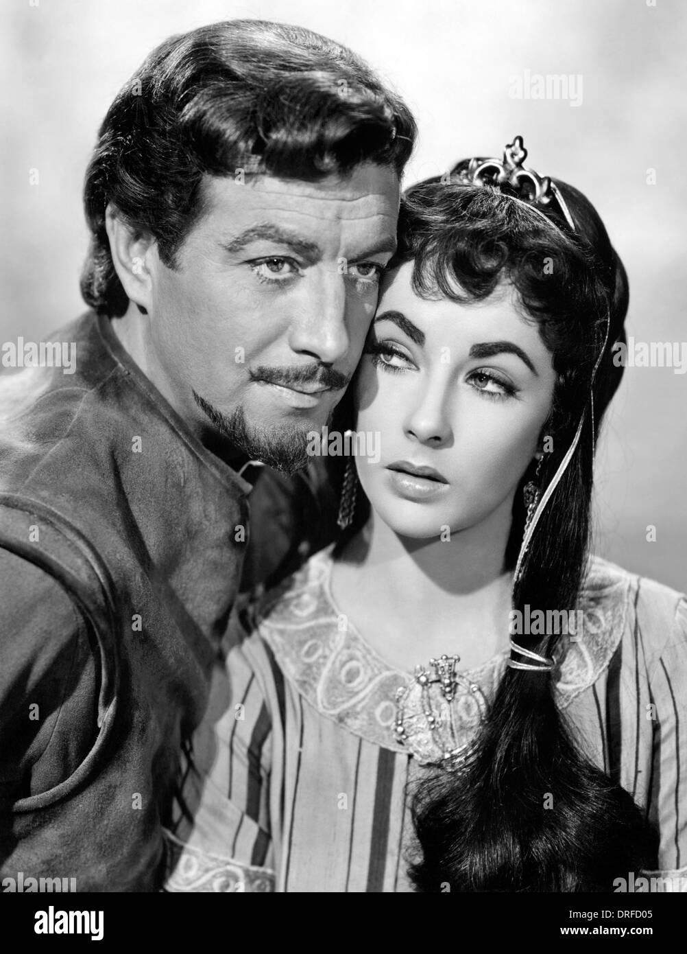 Photo De Presse Cinéma Joan Fontaine Et Robert Taylor Pour Le Film 'Ivanhoé'
