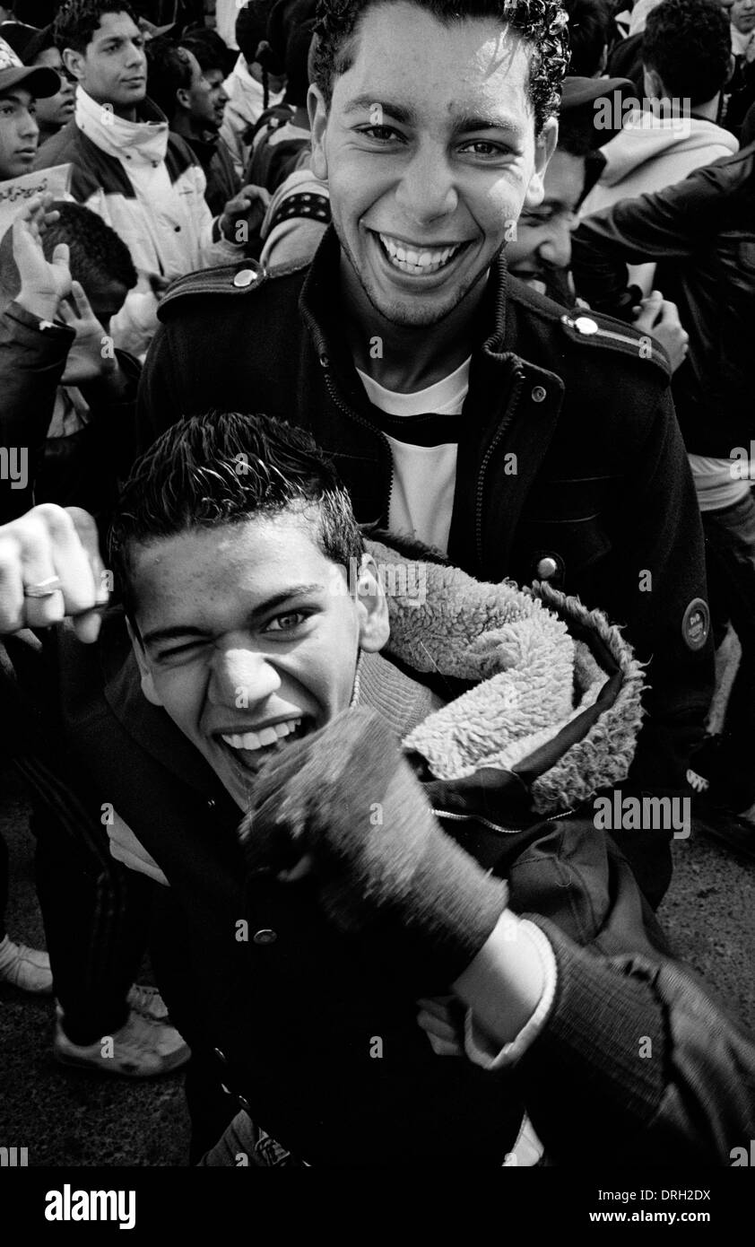 Les troubles en Tunisie avant de l'édifice du ministère de l'intérieur